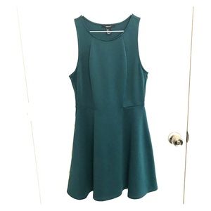🌲F21 dark green sleeveless dress🌲